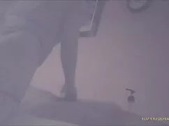 Fue al baño y dio positivo. peliculas online español xxx